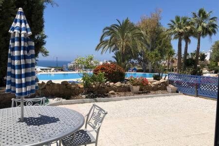 Kings Palace - Superb 2 Bed Ground Floor Apartment Paphos ภายนอก รูปภาพ