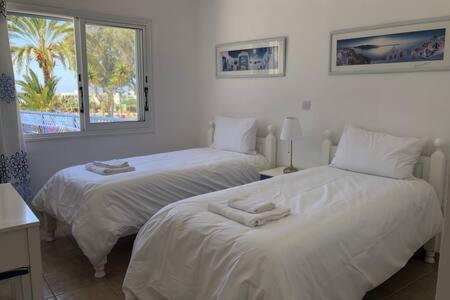 Kings Palace - Superb 2 Bed Ground Floor Apartment Paphos ภายนอก รูปภาพ